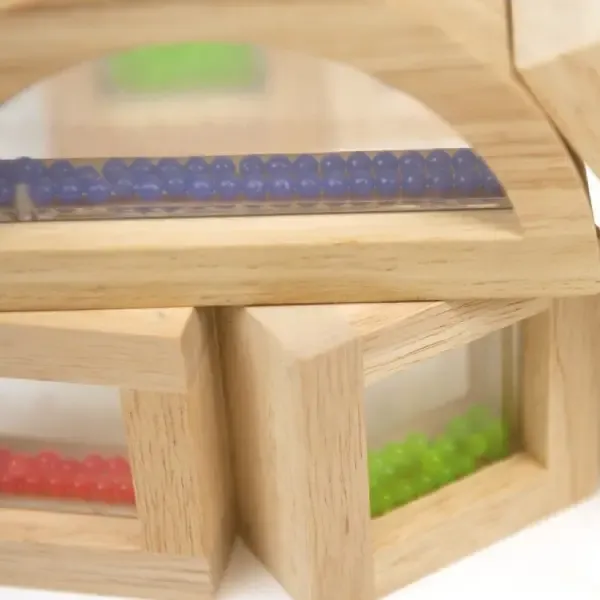 wooden blocks beads (1).webp