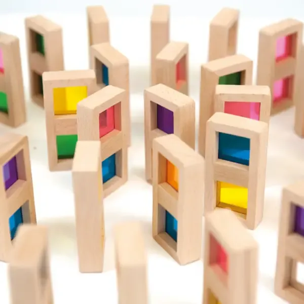 domino translucent (4).webp