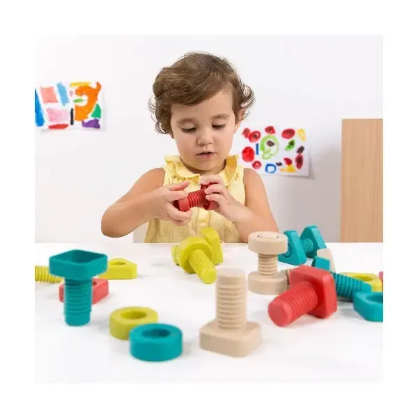 ECO TORNILLOS Y TUERCAS 24 Piezas 3.webp