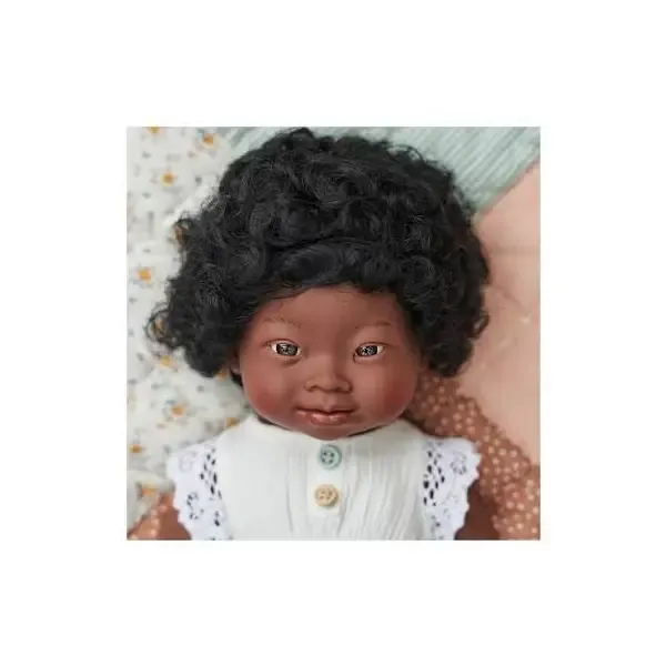 MUÑECA AFRICANA SINDROME DOWN 38cm 2.webp